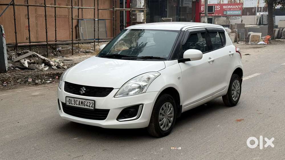 Maruti Suzuki Swift Lxi Option, 2017, Petrol