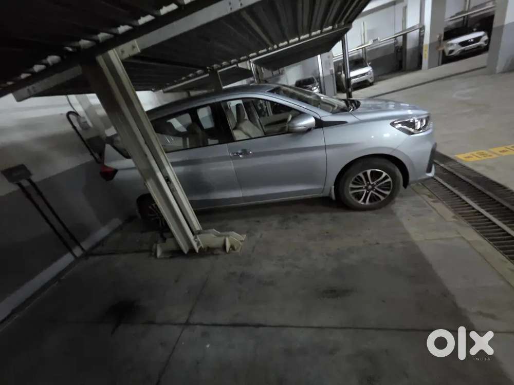 Maruti Suzuki Ertiga Zxi 2023 Cng