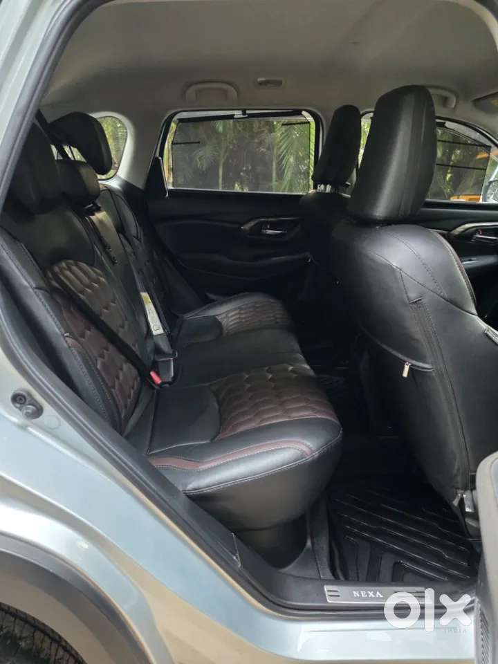 Maruti Suzuki Grand Vitara 1.5 Delta Smart Hybrid At, 2023, Petrol