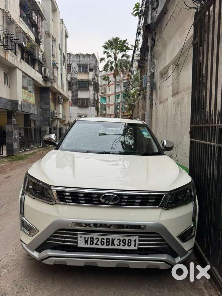 Mahindra Xuv300 2019 Petrol Well Maintained