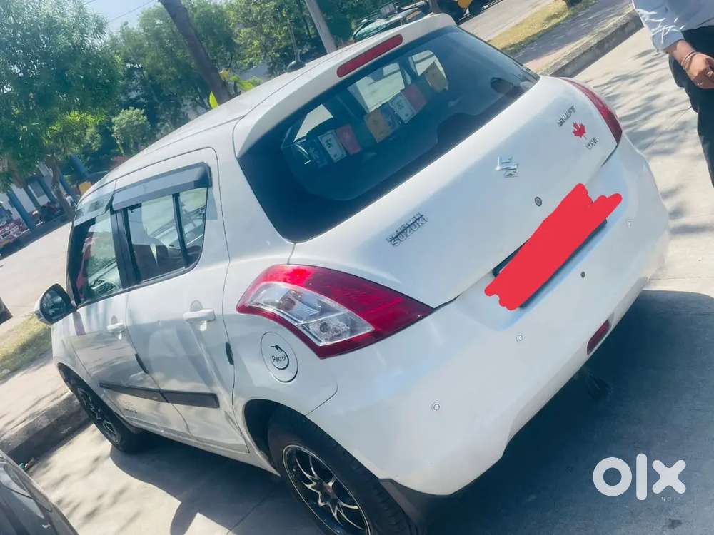 Maruti Suzuki Swift 2016