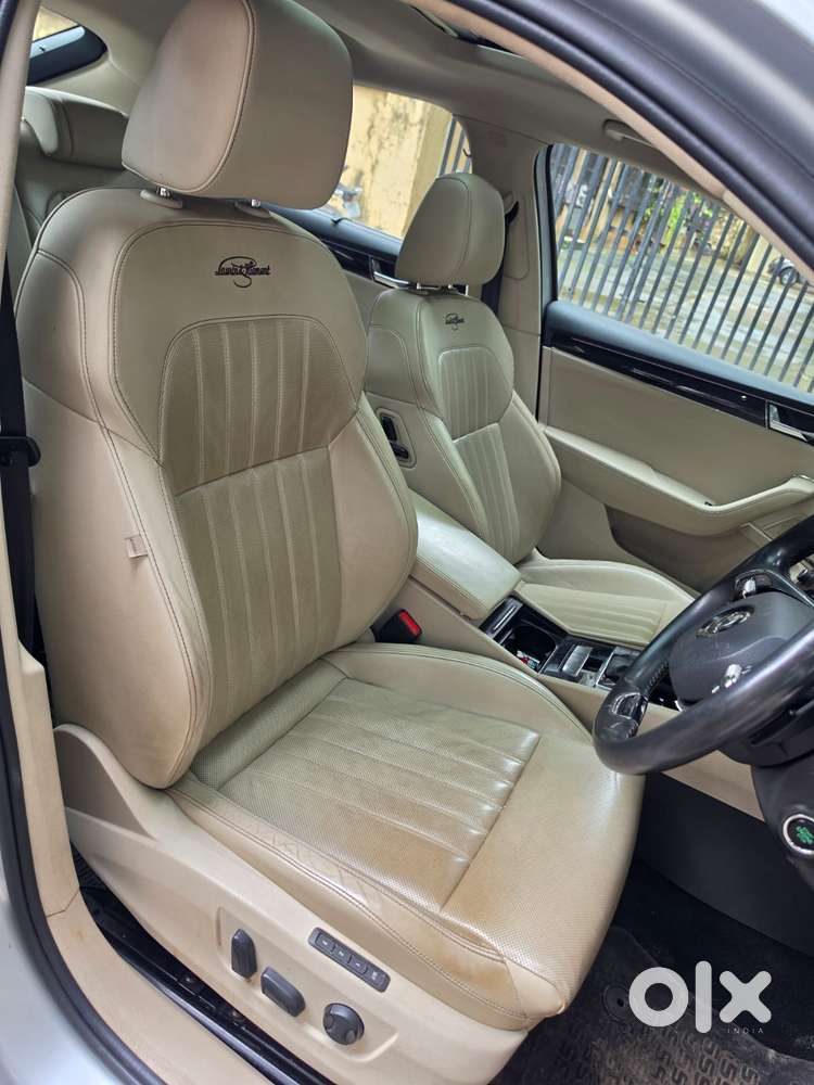 Skoda Superb 2.0 L&k Tsi At, 2022, Petrol