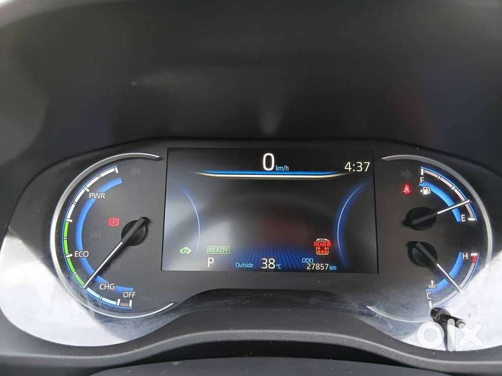 Toyota Innova Hycross 2.0 Zx Hybrid 7 Str, 2023, Petrol