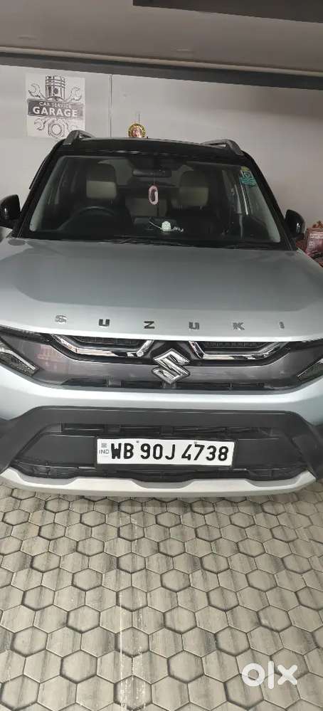 Maruti Suzuki Brezza 2023 Hybrid Dual Tone