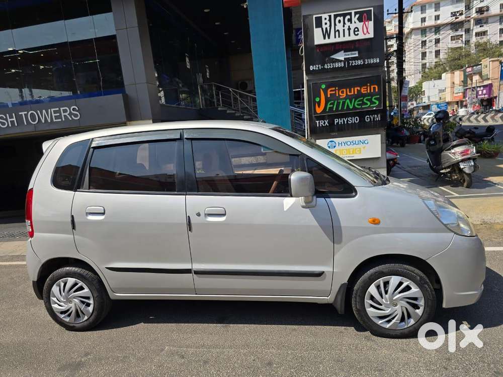 Maruti Suzuki Zen Estilo Vxi Bsiv, 2013, Petrol