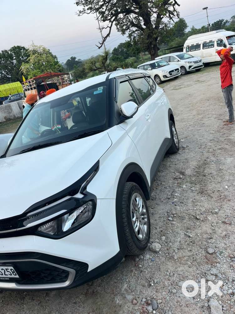 Kia Carens Petrol 2025 Manual