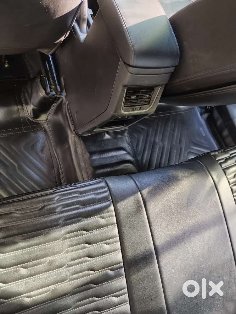 Maruti Suzuki Grand Vitara Zeta Cng