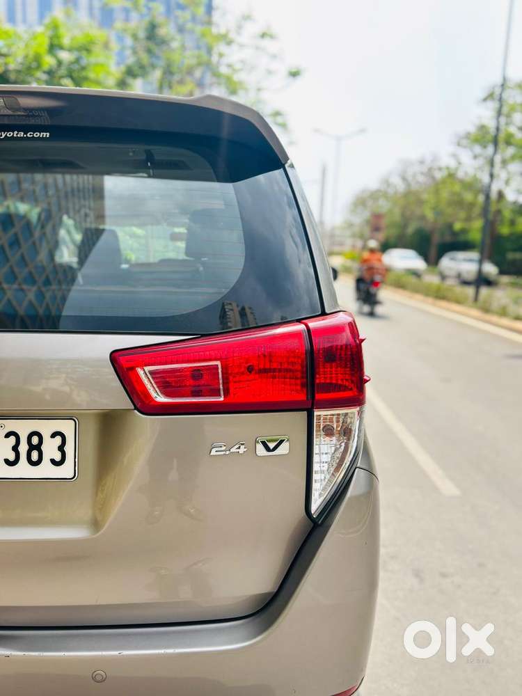 Toyota Innova Crysta 2.4 Vx Mt, 2019, Diesel
