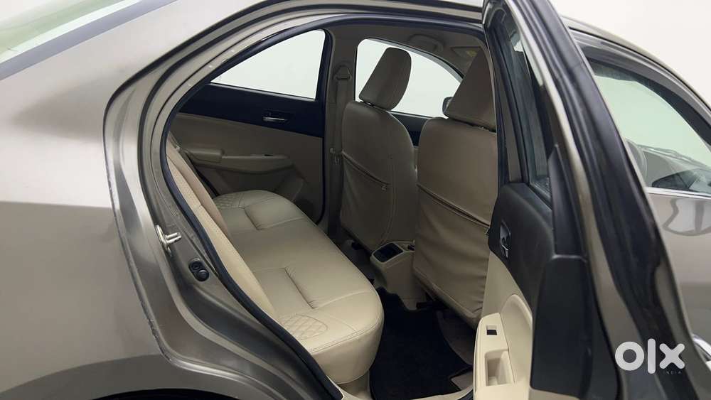 Maruti Suzuki Dzire 1.2 Vxi Amt, 2019, Petrol