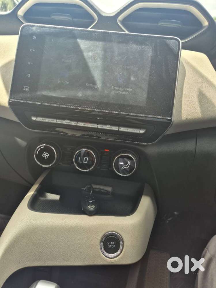 Nissan Magnite 1.0 Xv Premium Turbo Cvt, 2023, Petrol