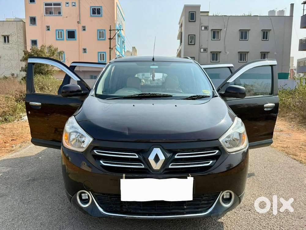 Renault Lodgy 7+ Eight Seater