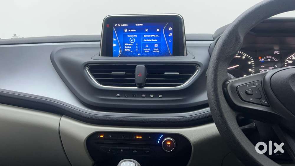 Tata Altroz 1.2 Xm Plus, 2022, Petrol