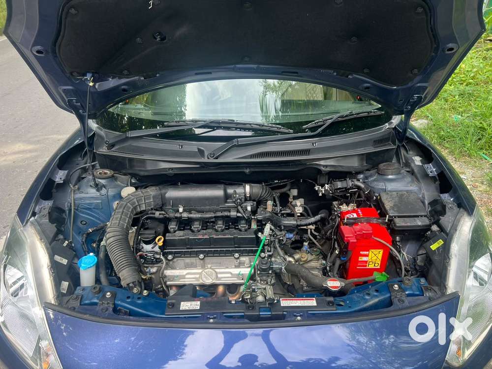 Maruti Suzuki Swift Dzire Vxi Optional, 2022, Petrol
