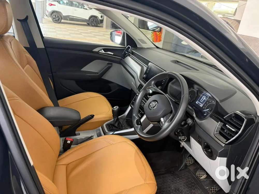 Skoda Kushaq 2023 Petrol 6925 Km Driven