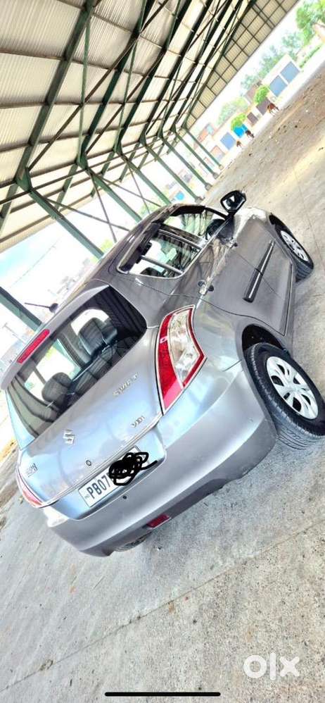 Maruti Suzuki Swift 2016 Diesel 83000 Km Driven