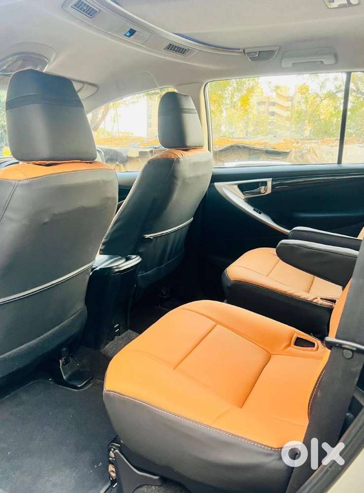 Toyota Innova Crysta 2.4 V 7 Str, 2016, Diesel