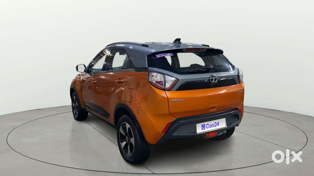 Tata Nexon 1.2 Revotron Xza Plus Dualtone, 2018, Petrol