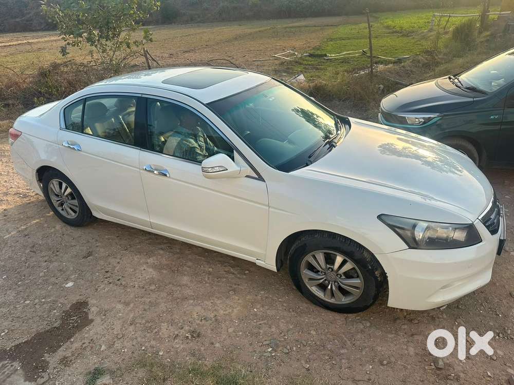 Honda Accord Petrol 2011
