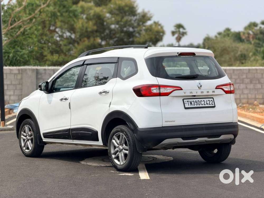 Renault Triber Rxz, 2024, Petrol