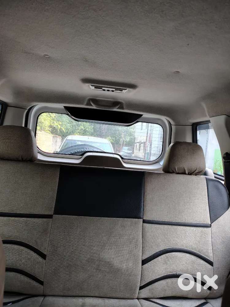 Mahindra Tuv 300 2017 Variant
