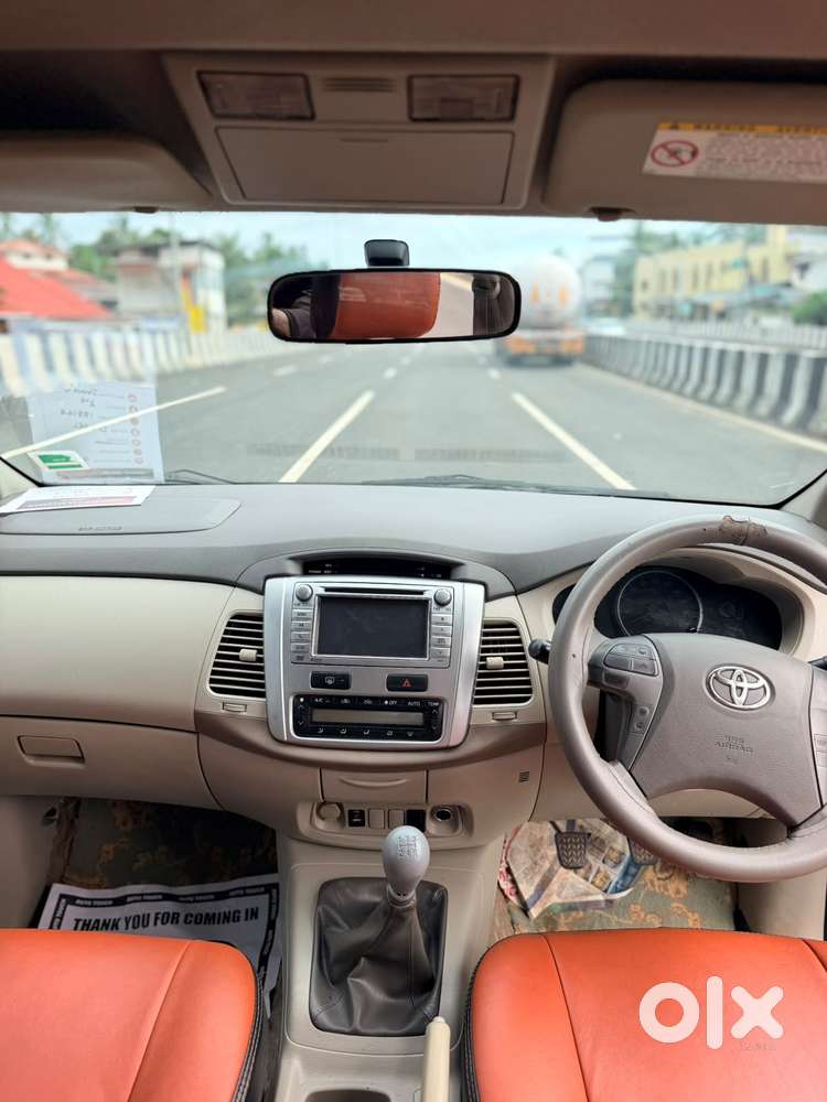 Toyota Innova 2.5 Vx 8 Str Bs-iii, 2012, Diesel