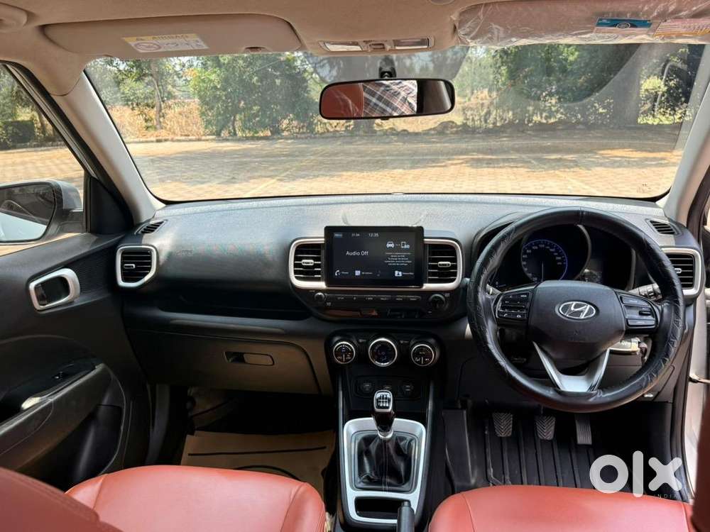 Hyundai Venue 2020 Diesel 124000 Km Driven