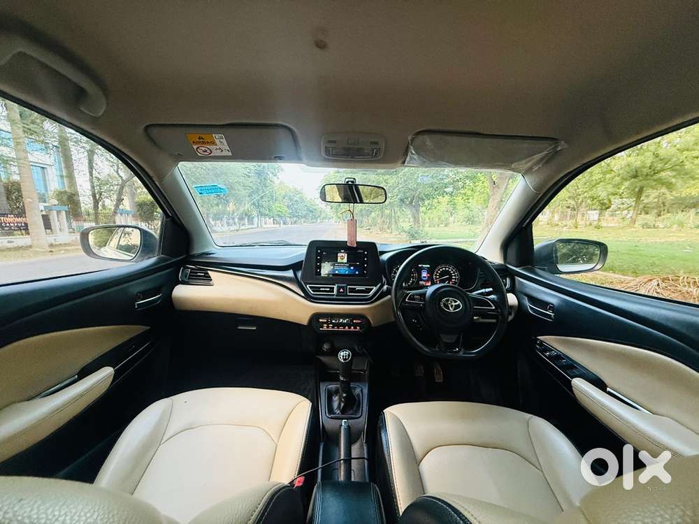 Toyota Glanza 2024 Variant 1.2 G Amt