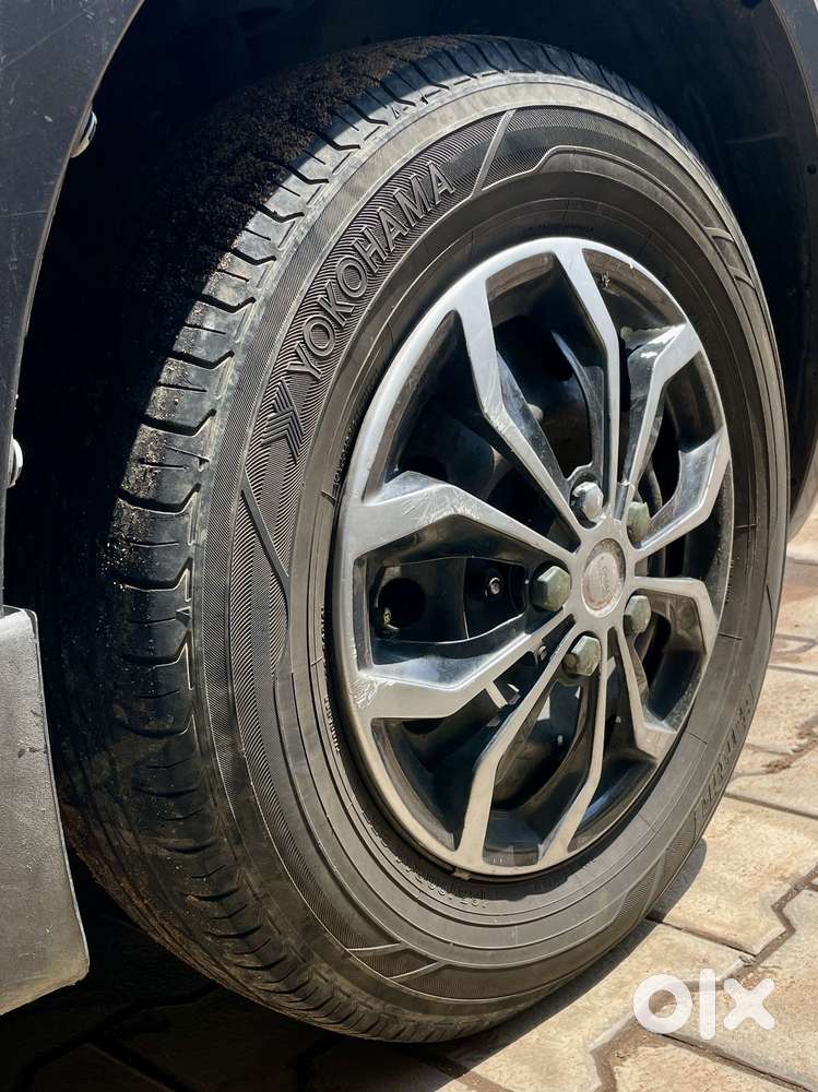Maruti Suzuki Swift Vxi, 2015, Petrol
