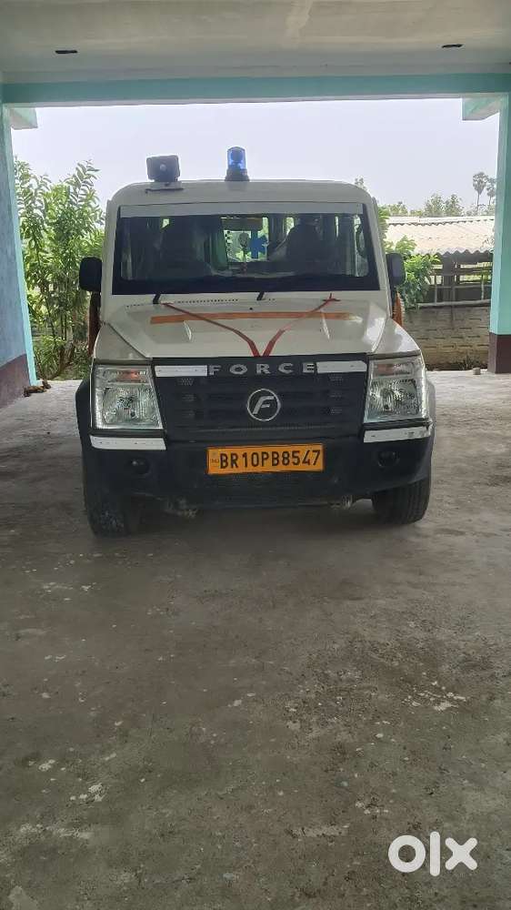 Force Motors Trax Cruiser 2022 Diesel Amblunce