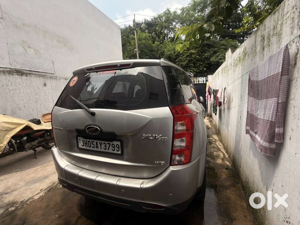 Mahindra Xuv500 2014 Diesel 121287 Km Driven