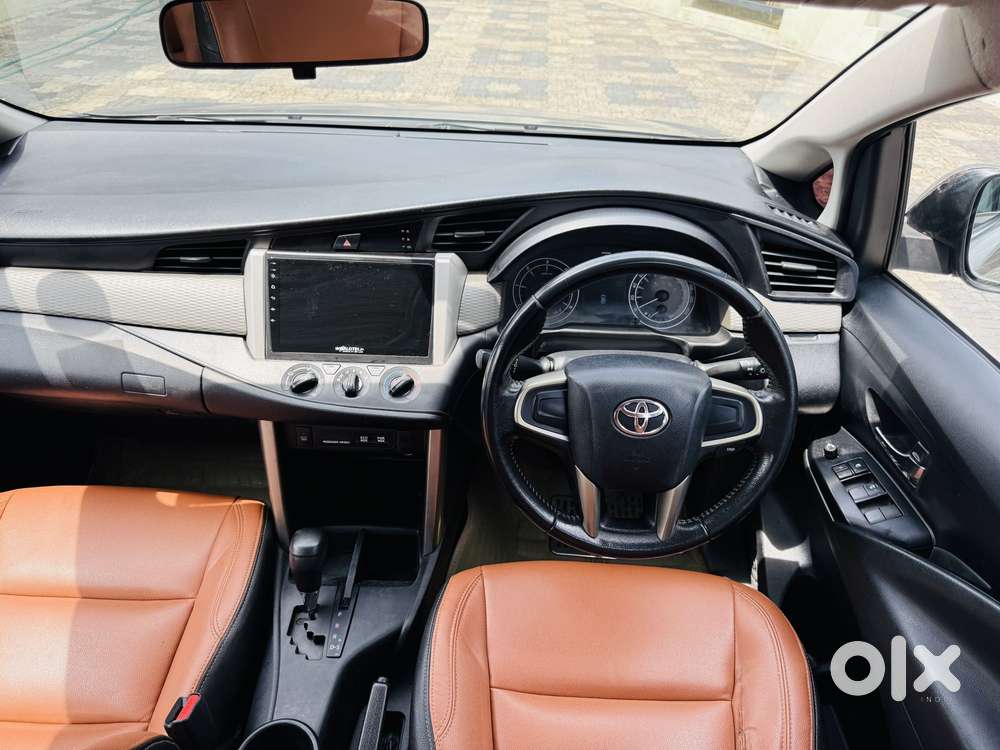 Toyota Innova Crysta 2.8 Gx At, 2017, Diesel