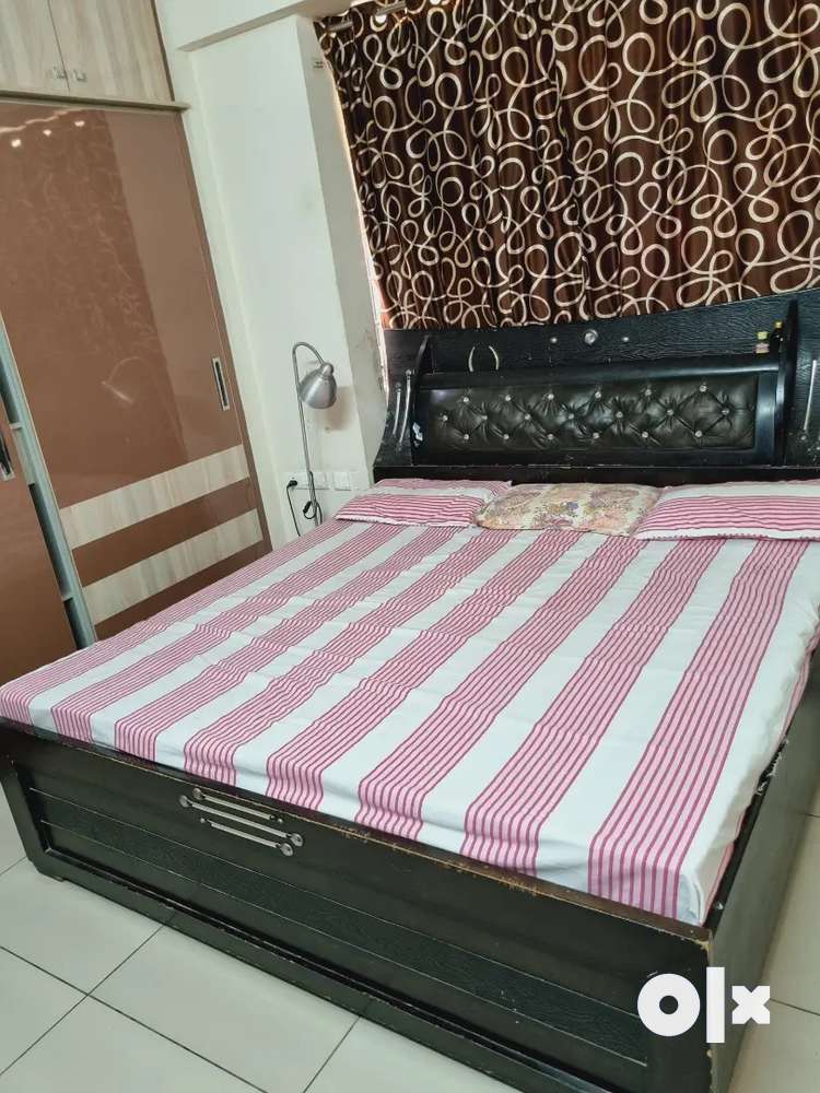 Olx old store furniture bed