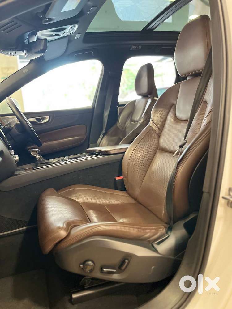 Volvo Xc60 D5 Awd Automatic, 2021, Diesel