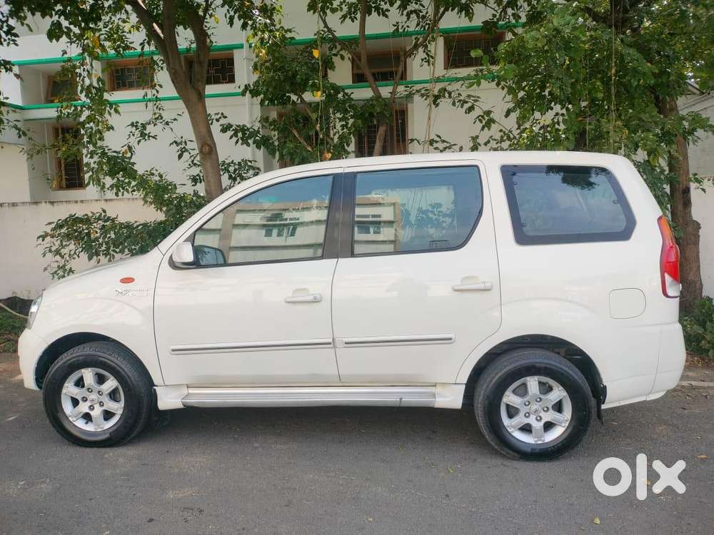 Mahindra Xylo 2009-2011 E8 Abs Airbag Bsiv, 2011