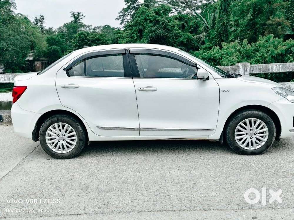 Maruti Suzuki Dzire 1.2 Zxi Plus Amt, 2018, Petrol