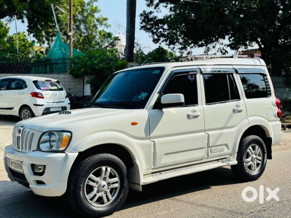 Mahindra Scorpio 2009-2014 Vlx 2wd Abs At Bsiii, 2011, Diesel