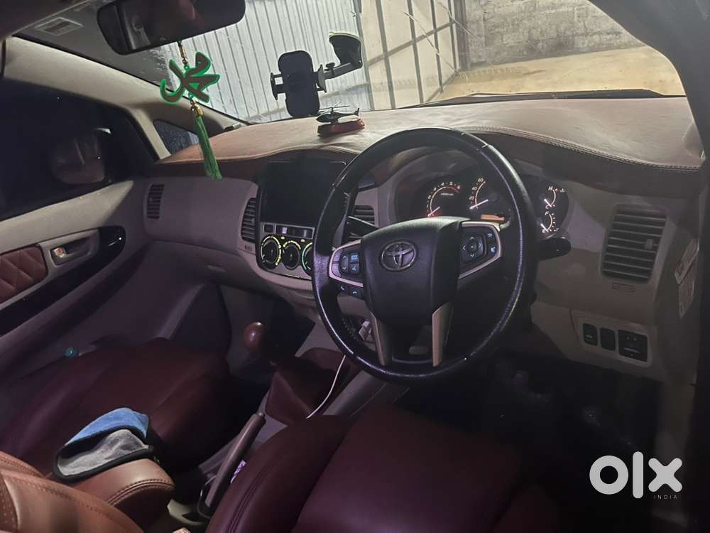Toyota Innova 2009 Diesel Well Maintained