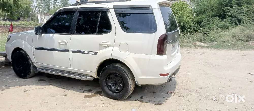 Tata Safari Storme 2013 Diesel Manual