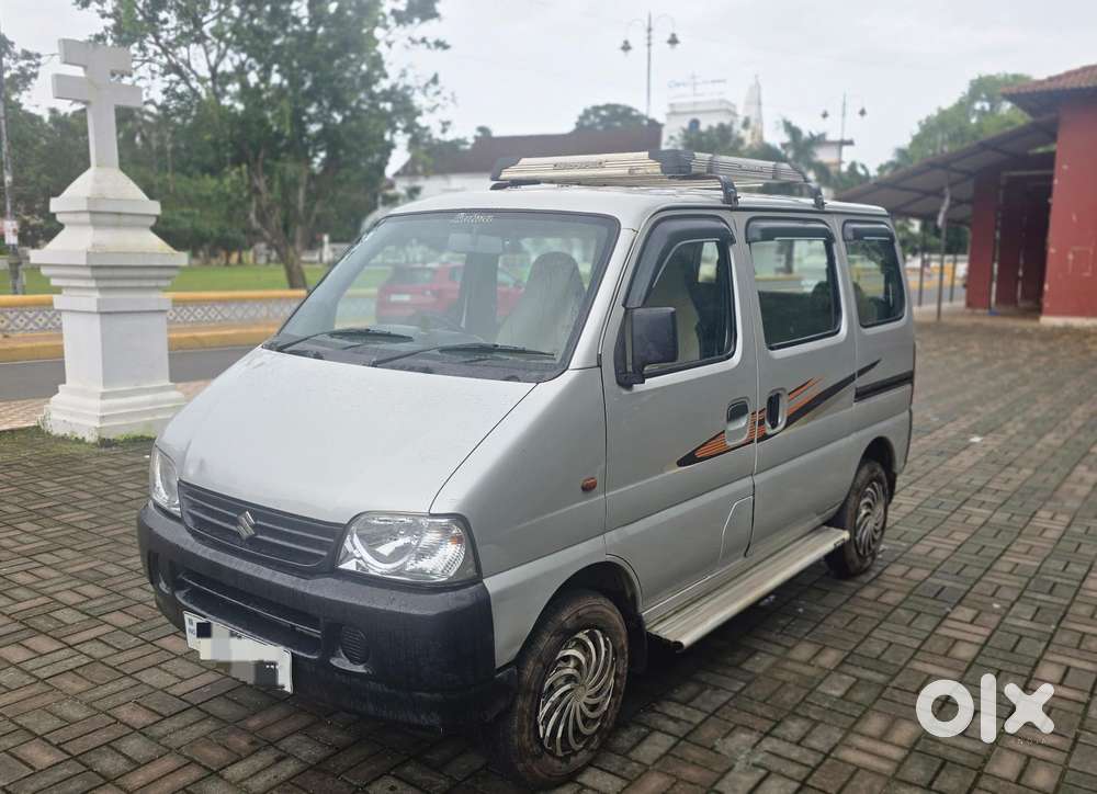 Maruti Suzuki Eeco 7 Seater Standard, 2017, Petrol