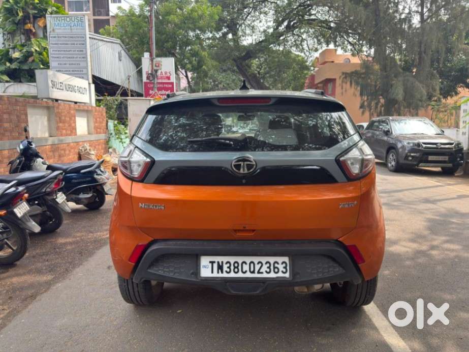 Tata Nexon 1.2 Revotron Xza Plus, 2018, Petrol