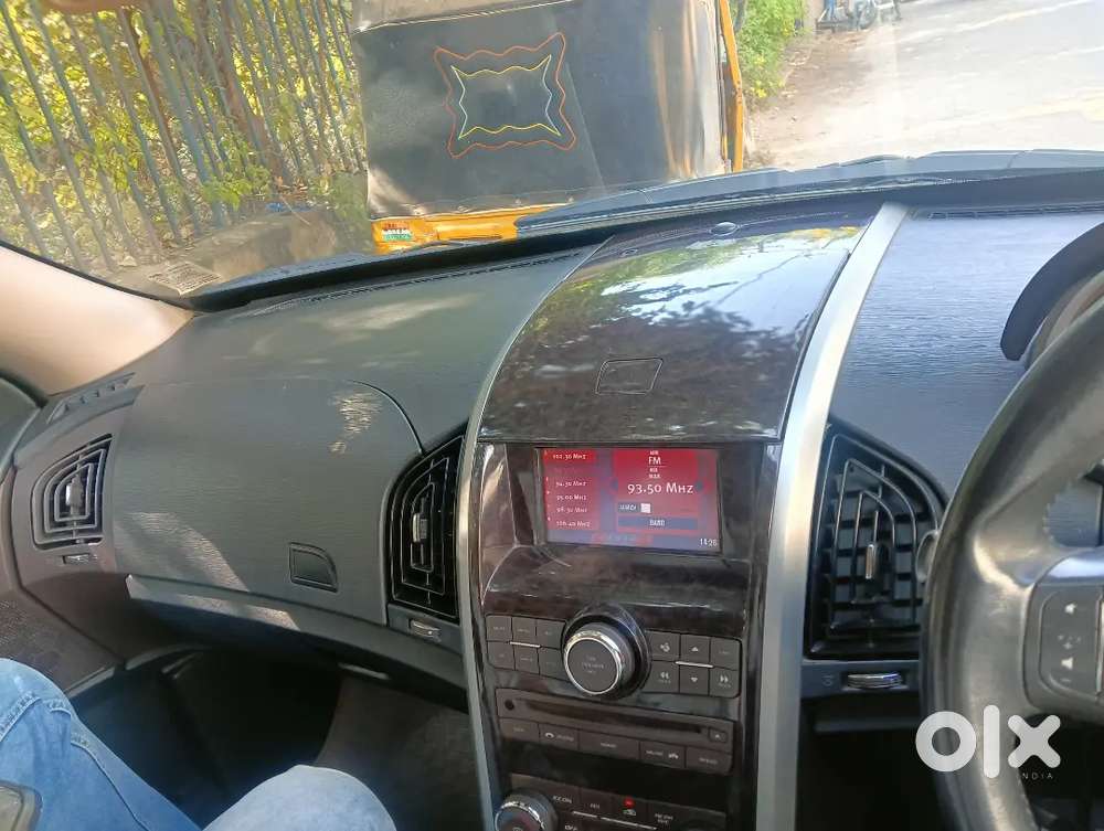 Mahindra Xuv500 2015 Second Owner