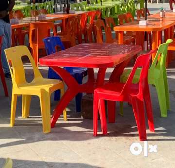 Plastic dining table with 4 clearance chairs