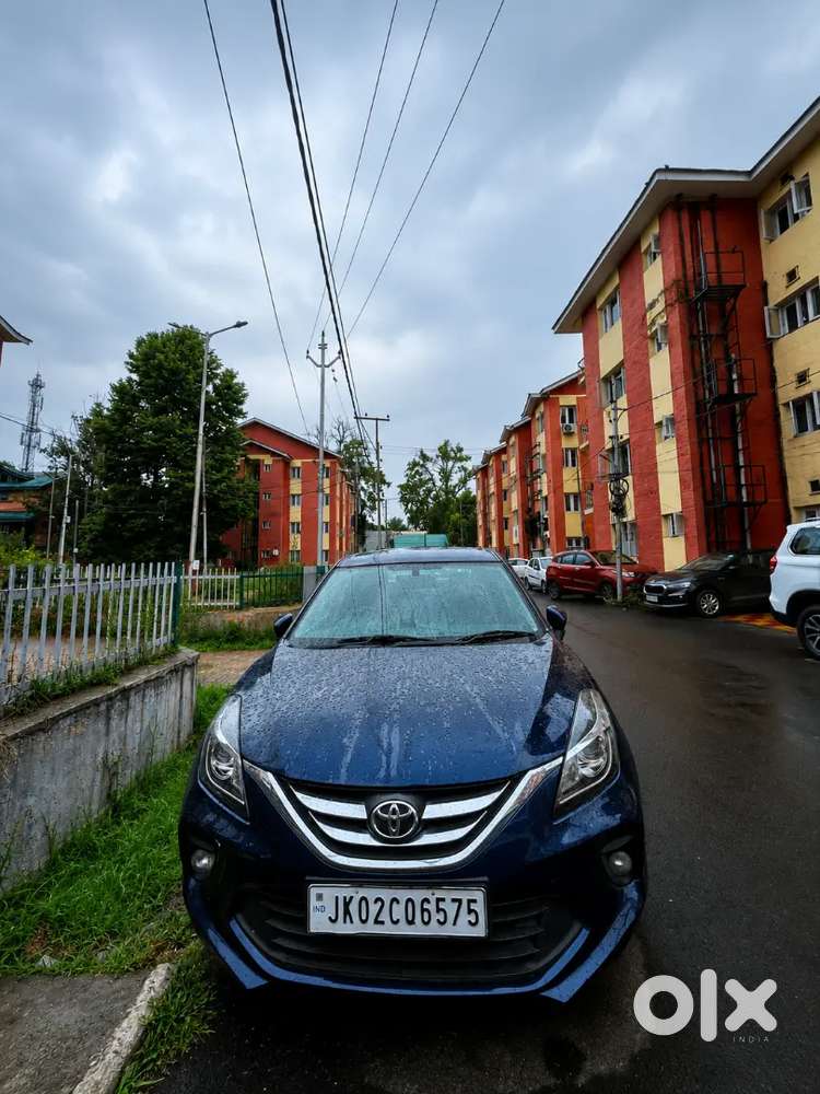 Toyota Glanza Hybrid 2022 Car