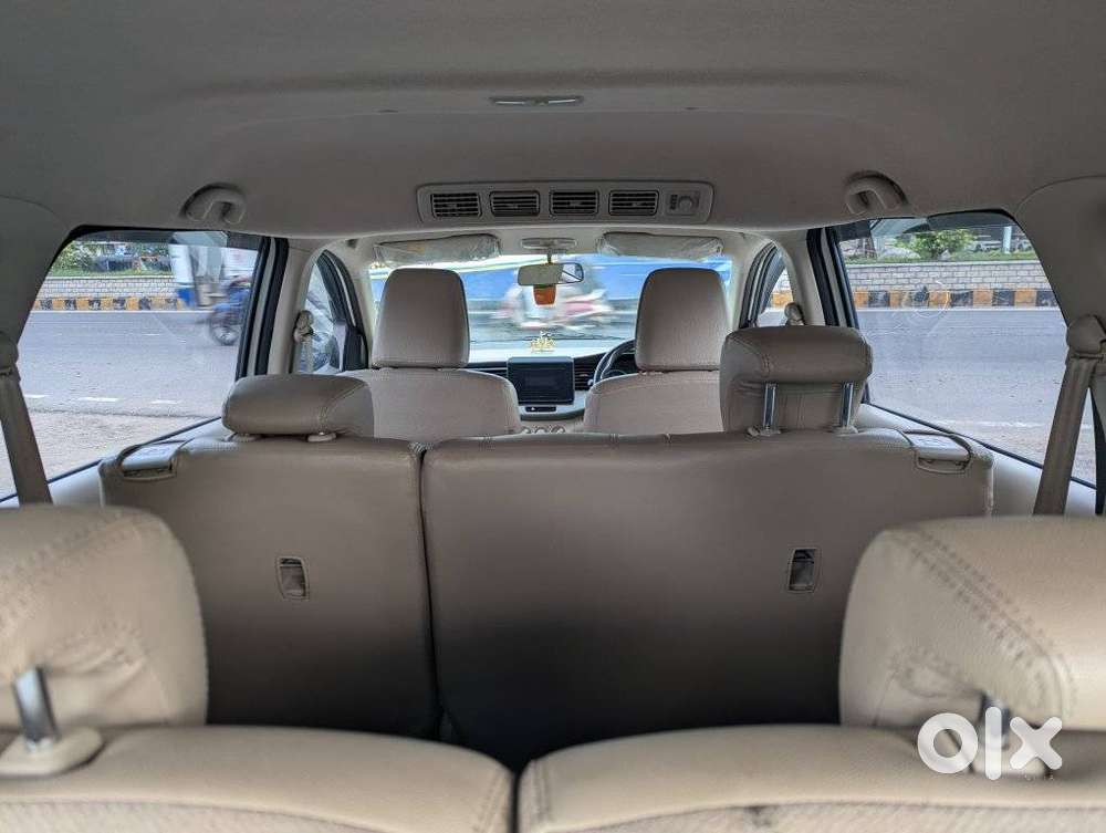 Maruti Suzuki Ertiga 1.5 Vxi, 2022, Petrol