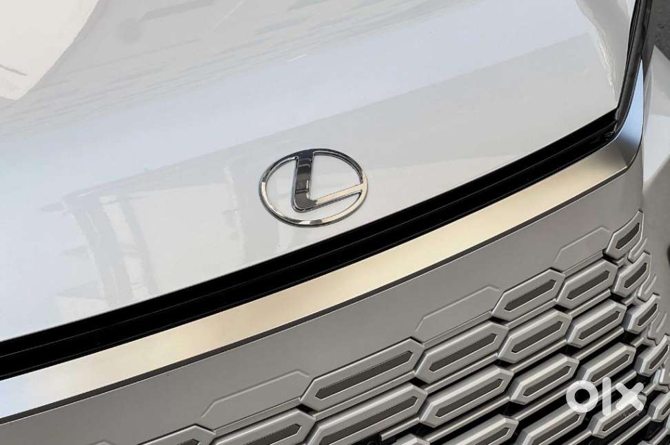 Lexus Lm 350h 4 Str Ultra Luxury, 2025, Petrol