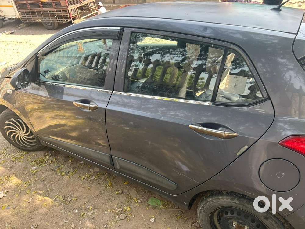 Hyundai Grand I10 2018 Petrol 126000 Km Driven