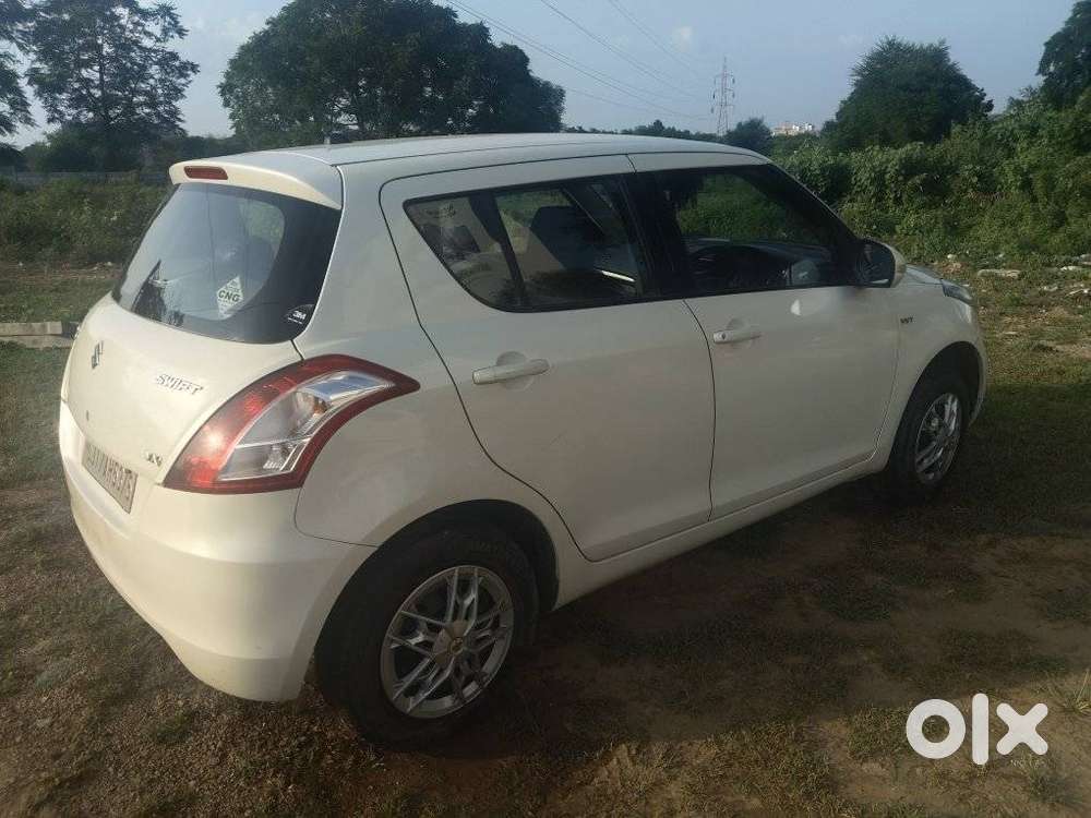 Maruti Suzuki Swift Vxi + Manual, 2014, Cng & Hybrids