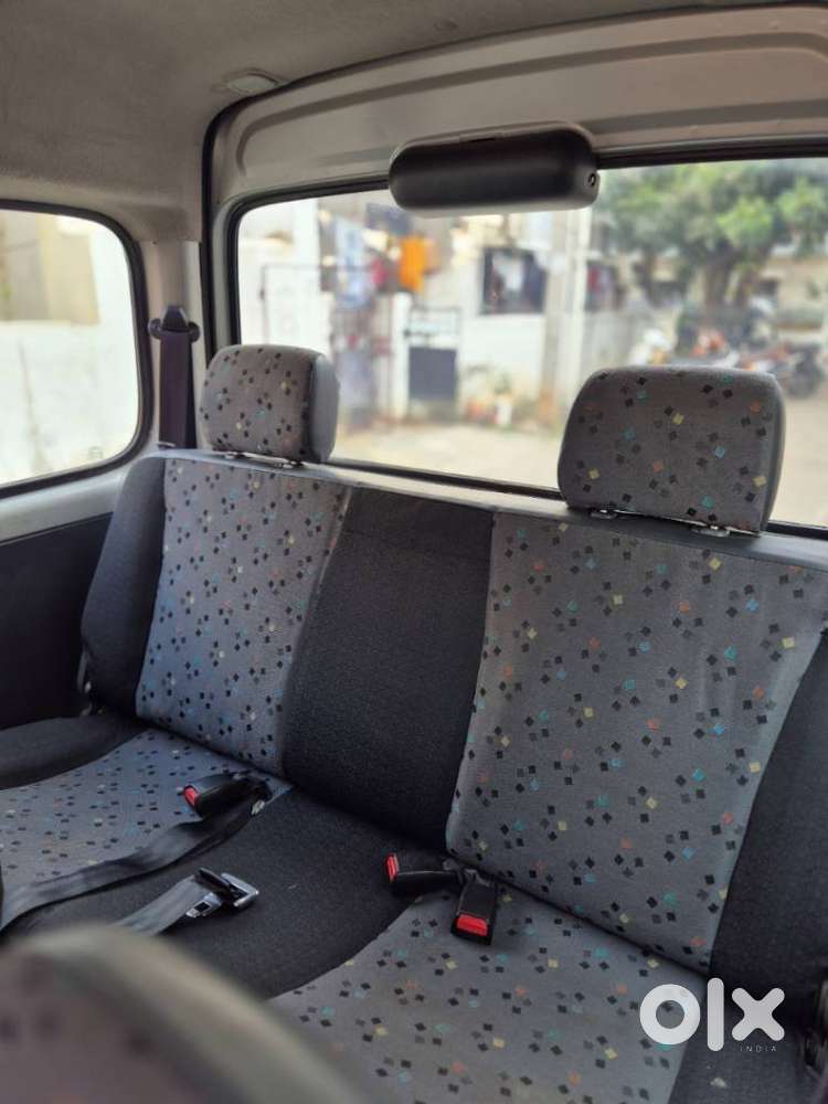 Maruti Suzuki Versa Dx 8 Seater, 2004, Petrol