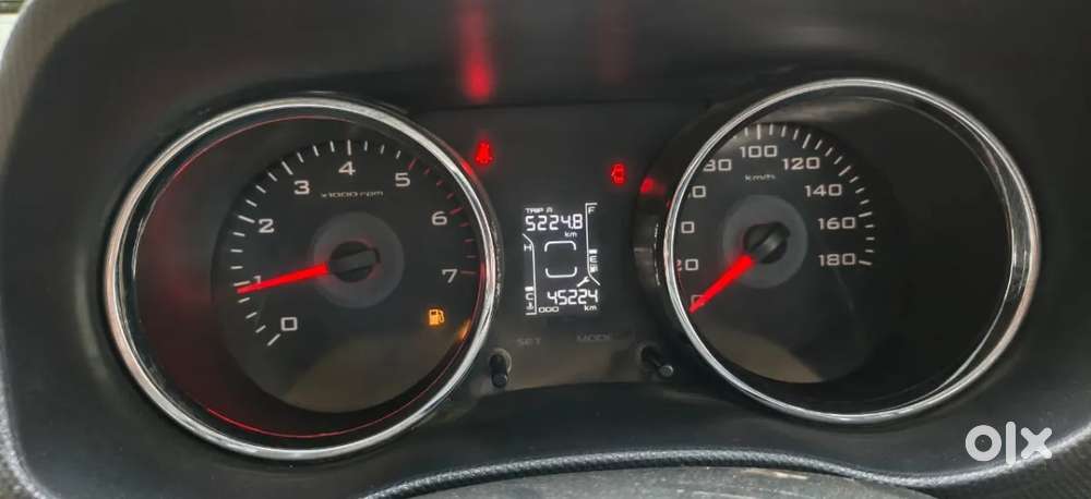 Mahindra Tuv 300 T10, 2019, Diesel