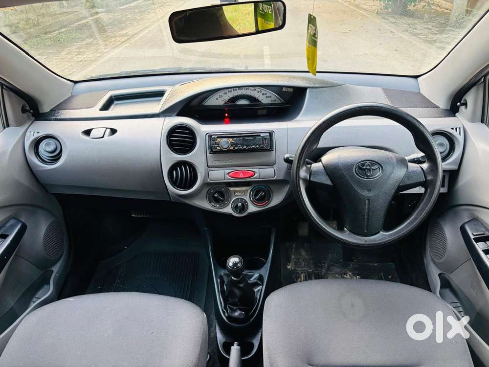 Toyota Etios G Exclusive, 2011, Petrol